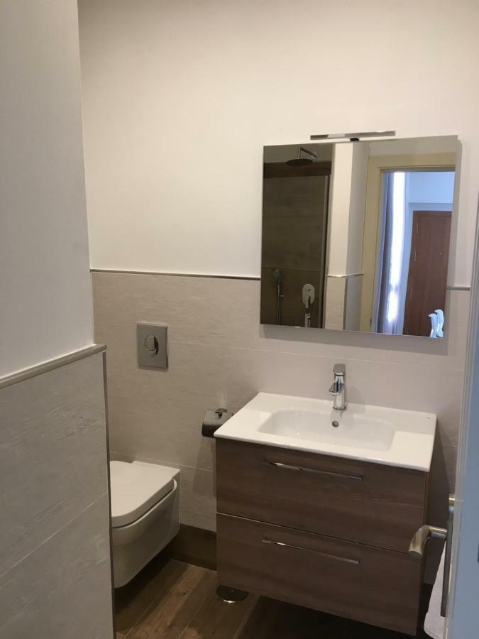 T2, Tirso De Molina, Apartamento Luminoso Y Tranquilo Sevilla Eksteriør billede